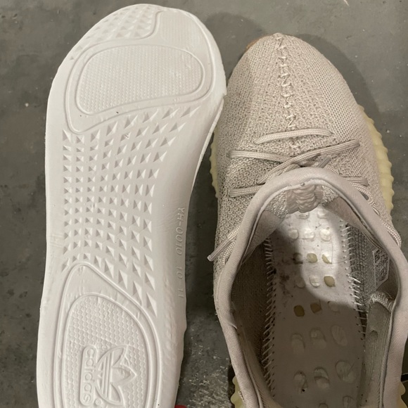 Yeezy 350 Sesame - Picture 14 of 16